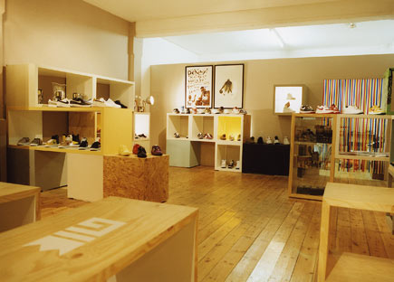 Glorias trainer shop